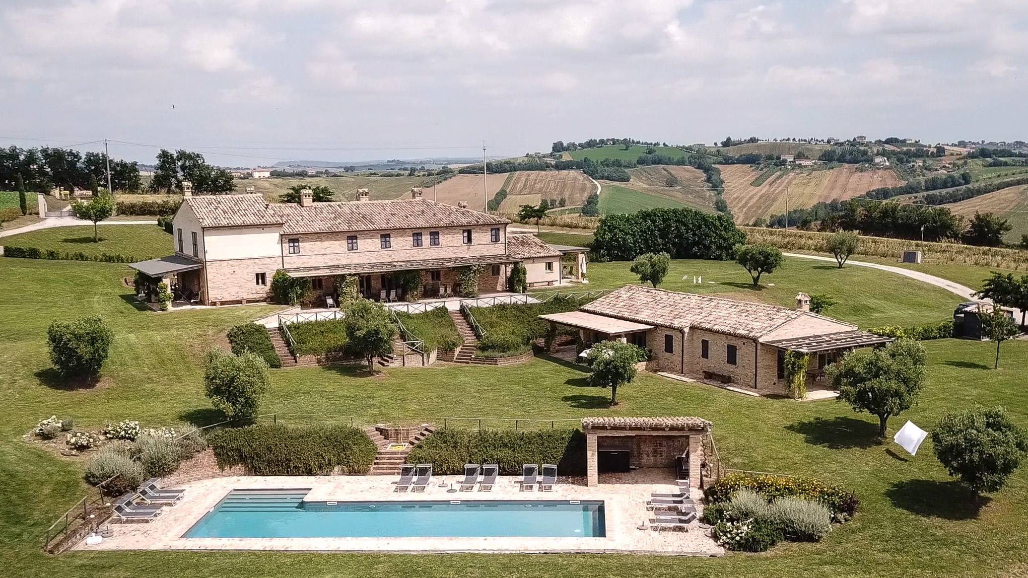 Casa Loro Piceno I-MAR-014