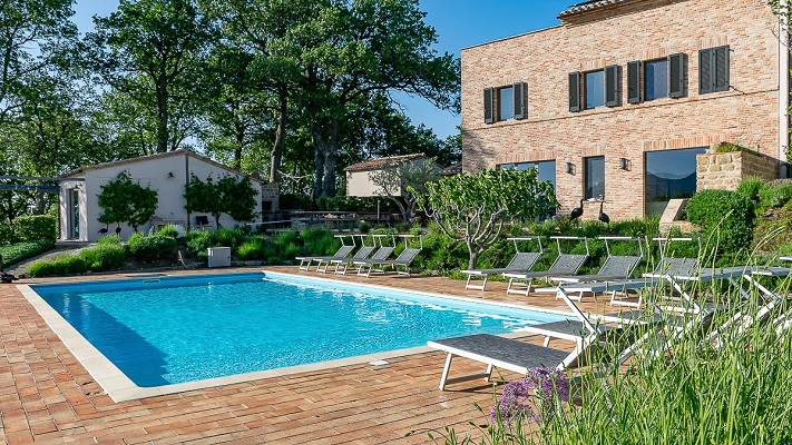 Azienda Cerqueto I-MAR-013